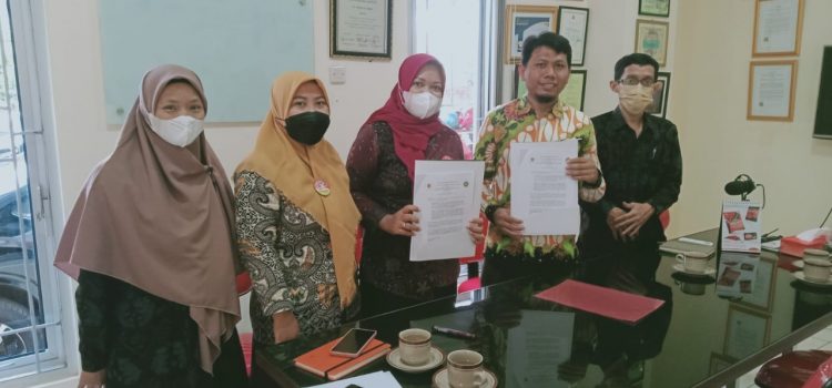 Penandatangan MoU Fakultas Pertanian Universitas Veteran Bangun Nusantara dengan PT. Gujati 59 Utama